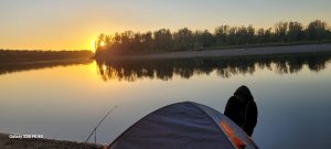Zelt am Fluss Belaya, bei Ufa, Republik Baschkortostan