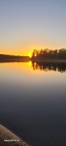 Sonnenuntergang am Fluss Belaya, bei Ufa, Republik Baschkortostan